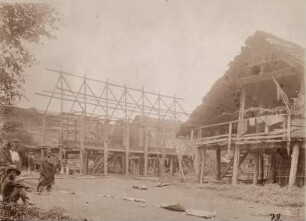 Baustelle : Blick auf die Baustelle eines Hauses