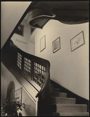 Wohnhaus Fritz Steinert, Krefeld: Blick ins Treppenhaus
