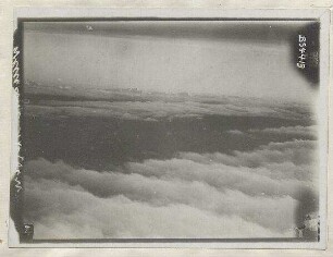 Wolken (2500 m)