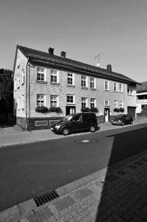 Fachwerkhaus; Freiensteinau, Steinauer Straße 11, Steinauer Straße 13