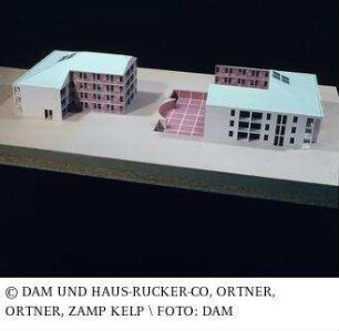 Wohnungsbau Rauchstraße - Modell eines des Gesamtgebäudes (Schnittmodell)