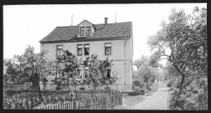 Naustadt. Pfarrhaus, Gasthof, Geschäftshaus Fr. Seifert