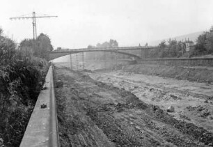 Bau der Staustufe Oberesslingen/Neckar