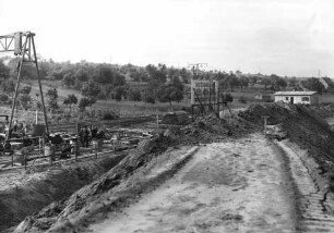 Staustufe Hohenfeld-Kitzingen/Main im Bau