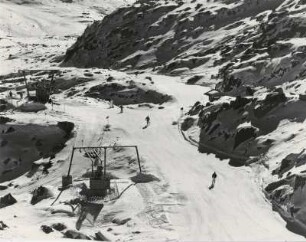 Kunstschnee-Beschneiung im Trentino, Italien, (Abfahrt vom Col Margerita)