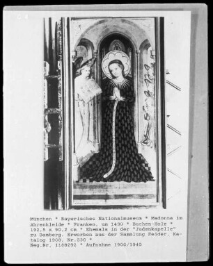 Madonna im Ährenkleid
