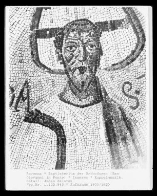 Mosaikdekoration — Taufe Christi und zwölf Apostel — Apostel mit Kronen — Der Apostel Judas Zelotes