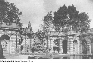 Dresden-Altstadt. Zwinger (1709-1728; M. D. Pöppelmann, B. Permoser). Nymphenbad