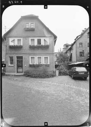 Schmalkalden, Pfaffengasse 6. Wohnhaus mit Laden. Giebelfront