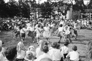 Spielnachmittag im Waldheim der Arbeiterwohlfahrt.