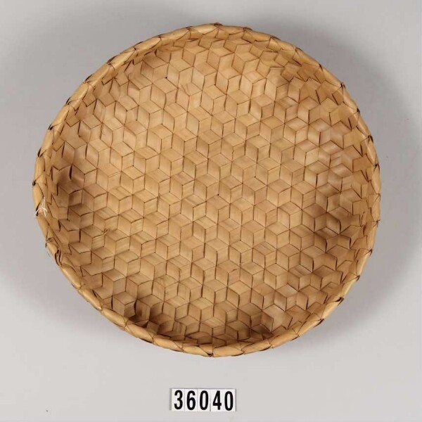 Wicker bowl