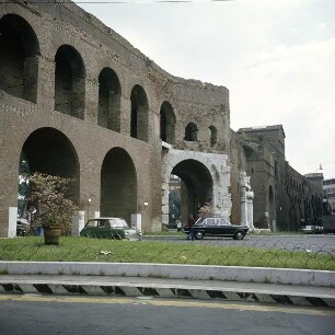 Rom. Aurelianische Stadtmauer