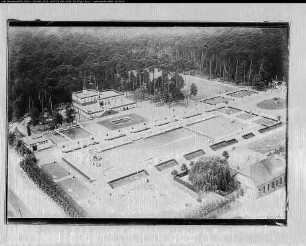 Neu-Isenburg (b. Offenbach), Freibad