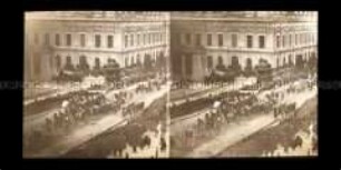 Trauerzug mit Leichenwagen vor der Hauptwache, Berlin