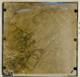Foto des Geländes östlich von Hébuterne (Luftbild)