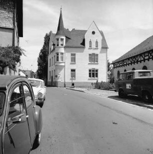 Katholisches Pfarrhaus; Eltville, Hauptstraße (Erbach) 35