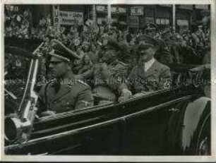 Adolf Hitler und Benito Mussolini in München