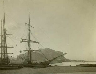 Hafen mit Monte Pellegrino : Sizilien. Palermo. Hafen mit Monte Pellegrino