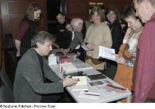 Signierstunde mit Prof. Hartmut Haenchen im Vortragssaal