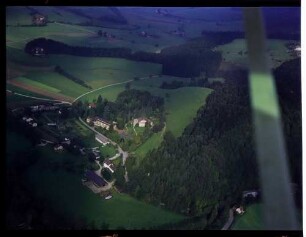 Buchenbach: Burg Wisneck, Husemann Klinik, mit Landschaft