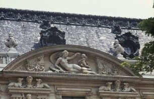 Palais du Louvre / Musée National du Louvre — Aile nord des Tuileries — Vorbau an der Südseite
