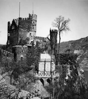 Trechtingshausen. Burg Rheinstein (1316/1317). Teilansicht