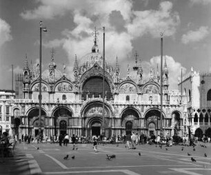 Venedig. Markusdom (Basilica di San Marco) (976-1094). Westfassade