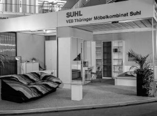 Ausstellungsfläche des VEB Thüringer Möbelkombinat Suhl