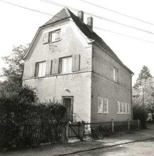 Dresden-Hellerau, Am Talkenberg 1. Wohnhaus (um 1910, R. Riemerschmid)