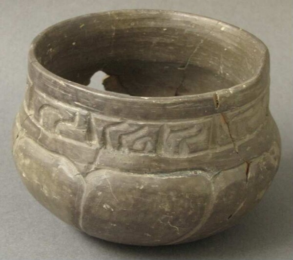 Clay vessel