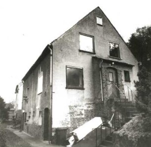 Cossebaude, Talstraße 103 d-f. Wohnsiedlung der Baugenossenschaft Dresden-Land. Doppelwohnhaus (1919/1920)
