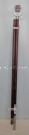 Fahnenstange mit Emblem des Freien Deutschen Gewerkschaftsbundes zu Fahne des Freien Deutschen Gewerkschaftsbundes Kreisvorstand Köpenick
