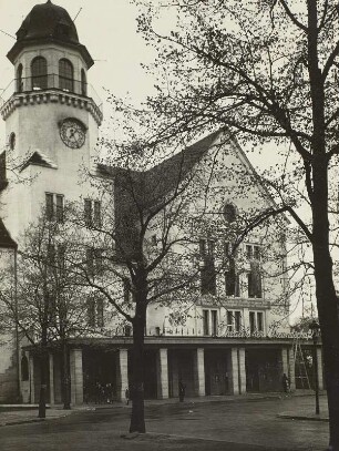 Haus der Jungen Pioniere und Theater der Freundschaft