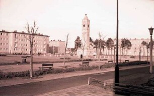Stalinstadt/Eisenhüttenstadt: Platz und Turm