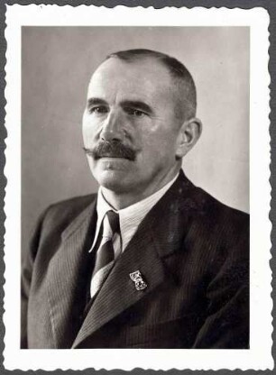Pfizenmaier, Karl