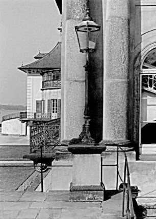 Dresden-Pillnitz, Blick auf den Portikus des Bergpalais
