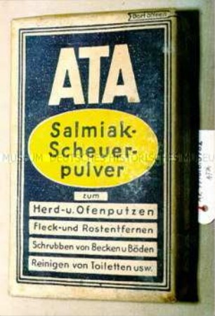 Papp-Paket für "ATA Salmiak-Scheuer-pulver" mit Inhalt