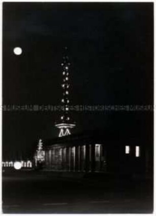 Berlin, Funkturm bei Nacht