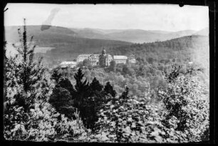 Schwarzburg. Blick zum Schloss