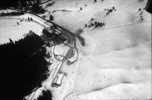 Feldberg - Bärental: Feldberger Hof von Norden und Osten; von oben