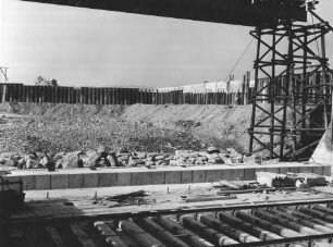 Wehrbaustelle Hohenfeld-Kitzingen