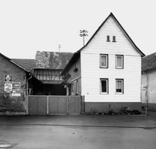 Wölfersheim, Licher Straße 13