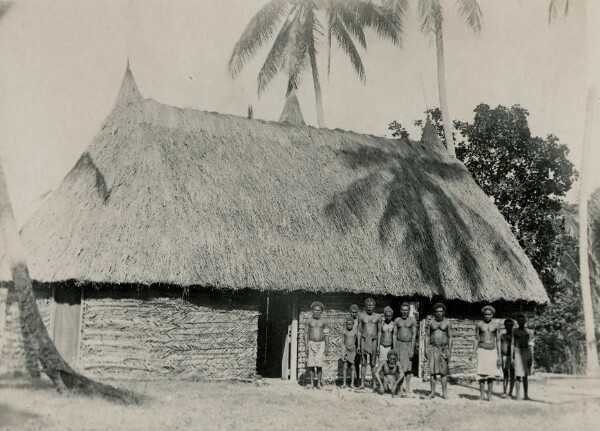 "La maison du prédicateur indigène. - Matupit".