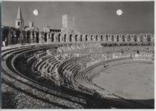 Arles, Amphithéâtre (Amphitheater)