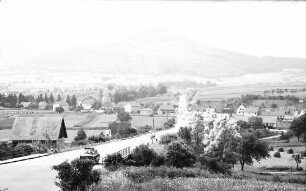 Hechingen: Burg Hohenzollern und Bundesstraße