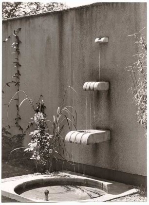 Haus Petersen Lilienhof: Wasserspiel