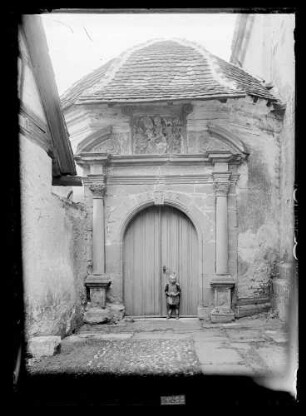 Kirchberg: Eingang zur Kirche