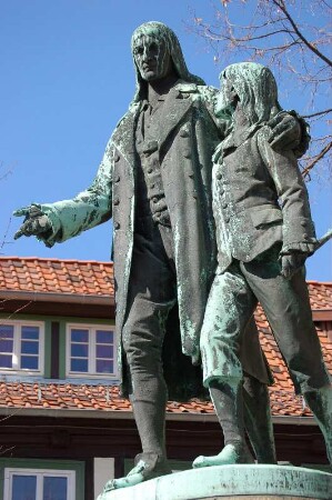 Quedlinburg - Denkmal für Guts Muths : Denkmal für den Turnpädagogen Guts Muths und den späteren Geographen Carl Ritter in Quedlinburg