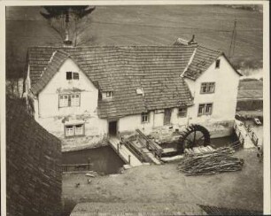 Spessart. Alte Wassermühle bei Rothenbuch mit unterschlächtigem Wasserrad