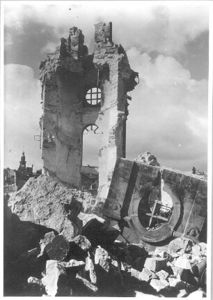 Dresden-Altstadt. Ruine der Frauenkirche. Blick nach Nordwesten
